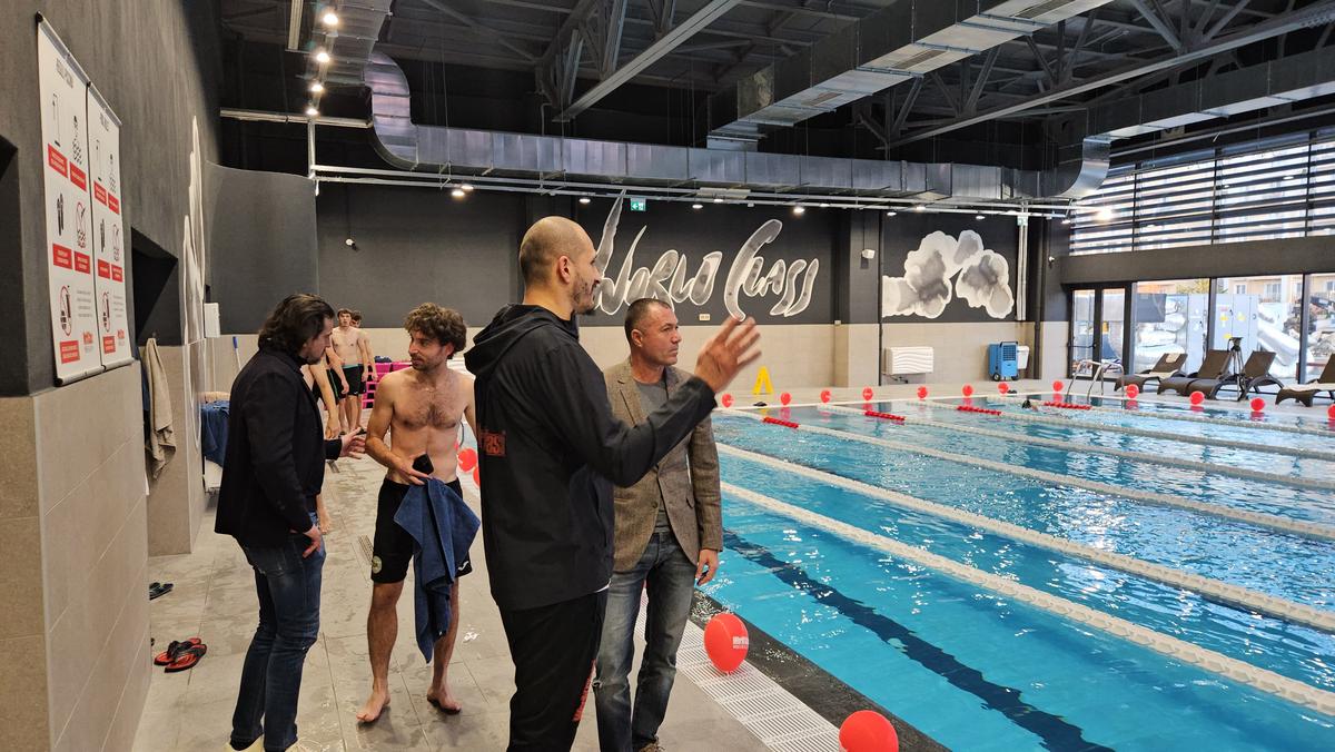 Concordia Chiajna s-a pregătit cu o antrenoare de fitness! Imagini inedite de la antrenament: cine i-a îmblânzit pe fotbaliști