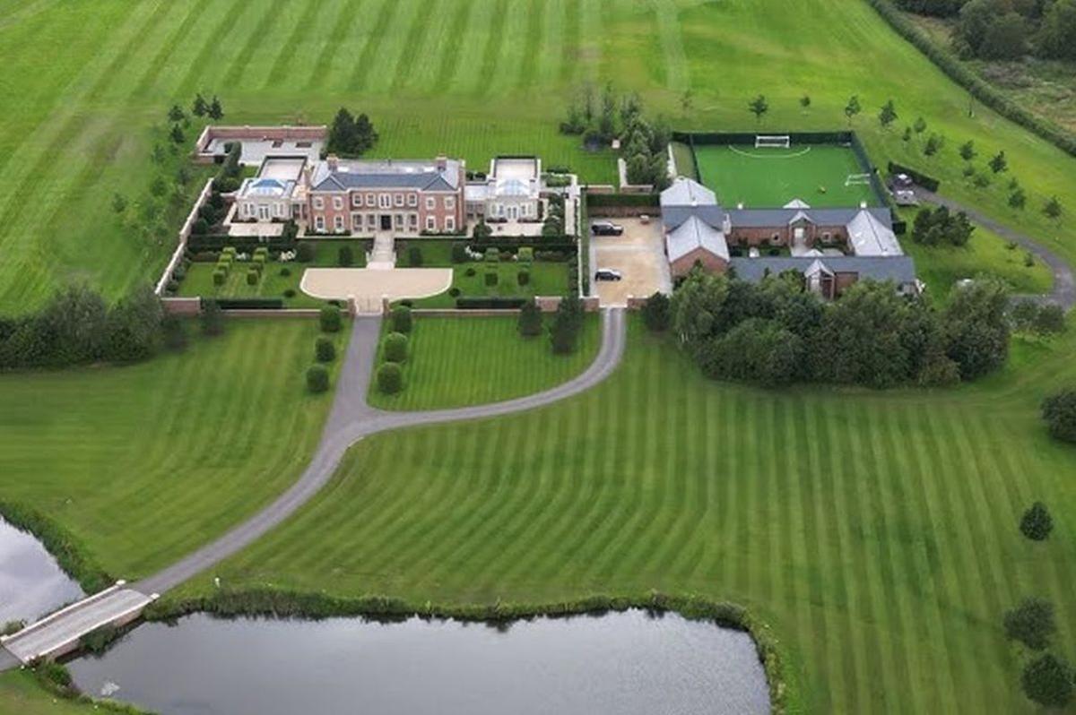 Casa lui Wayne și Coleen Rooney
