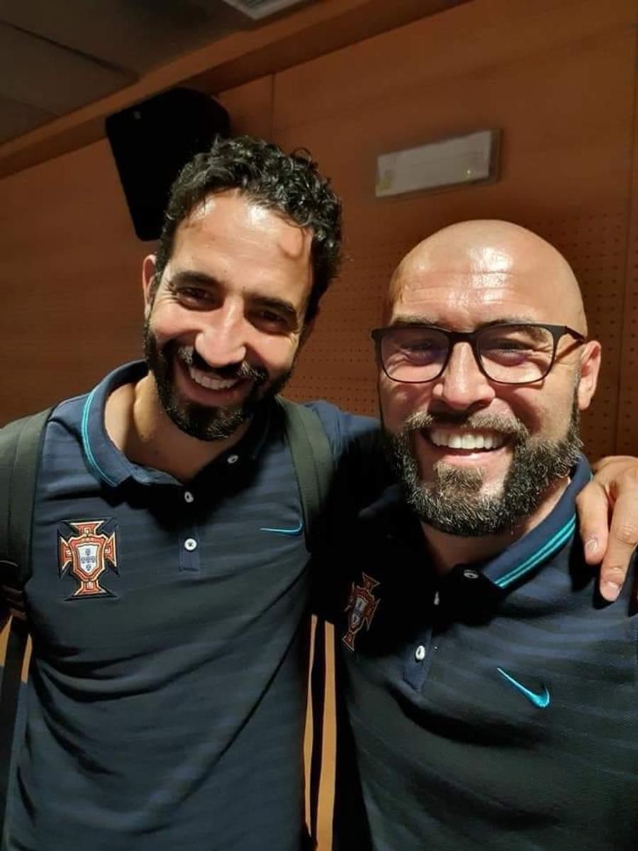 Tony da Silva și Ruben Amorim la Manchester, în decembrie 2024 Amicul lui Ruben Amorim a vorbit cu Gazeta, înainte de FCSB - United: „E supărat! Lui Manchester îi lipsește echilibrul” + Veste de insider: „El ar putea fi trecut pe bancă la București”