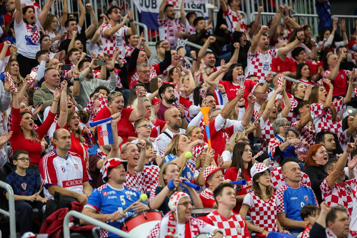 Sfert de finală ABSOLUT FABULOS la Campionatul Mondial de handbal » Ungaria conducea cu PATRU goluri în ultimele 4 minute, dar a ratat calificarea. Faza uluitoare din ultima secundă