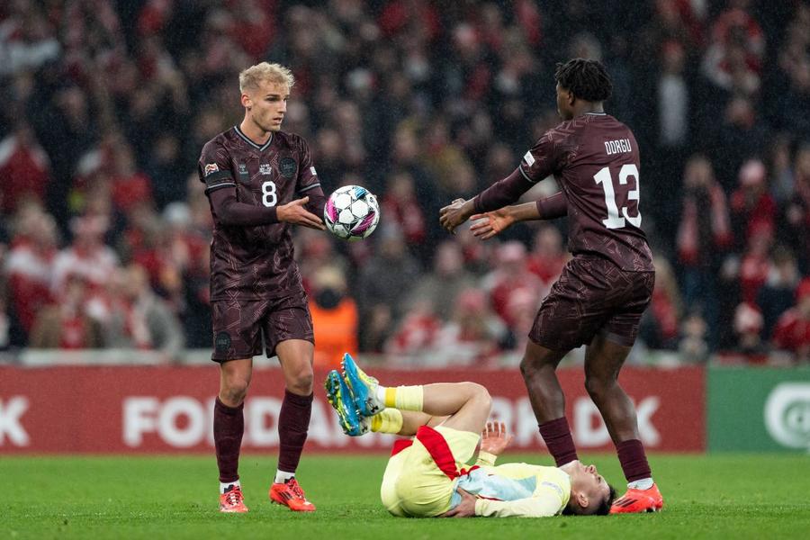 „Man pentru Mau”: Dennis Man la Lazio! Cum ar putea ajunge românul la echipa de top din Serie A