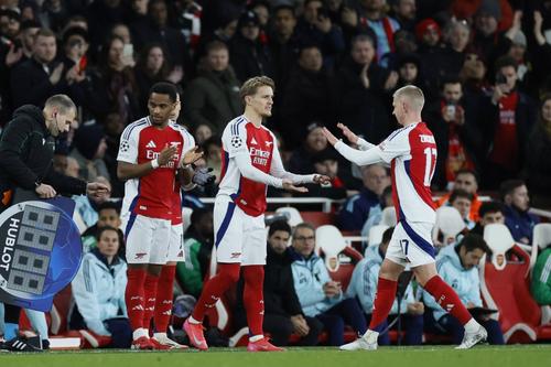 Zincenko, dreapta, unul dintre jucătorii pe care Arsenal vrea să îi vândă / Imago Images