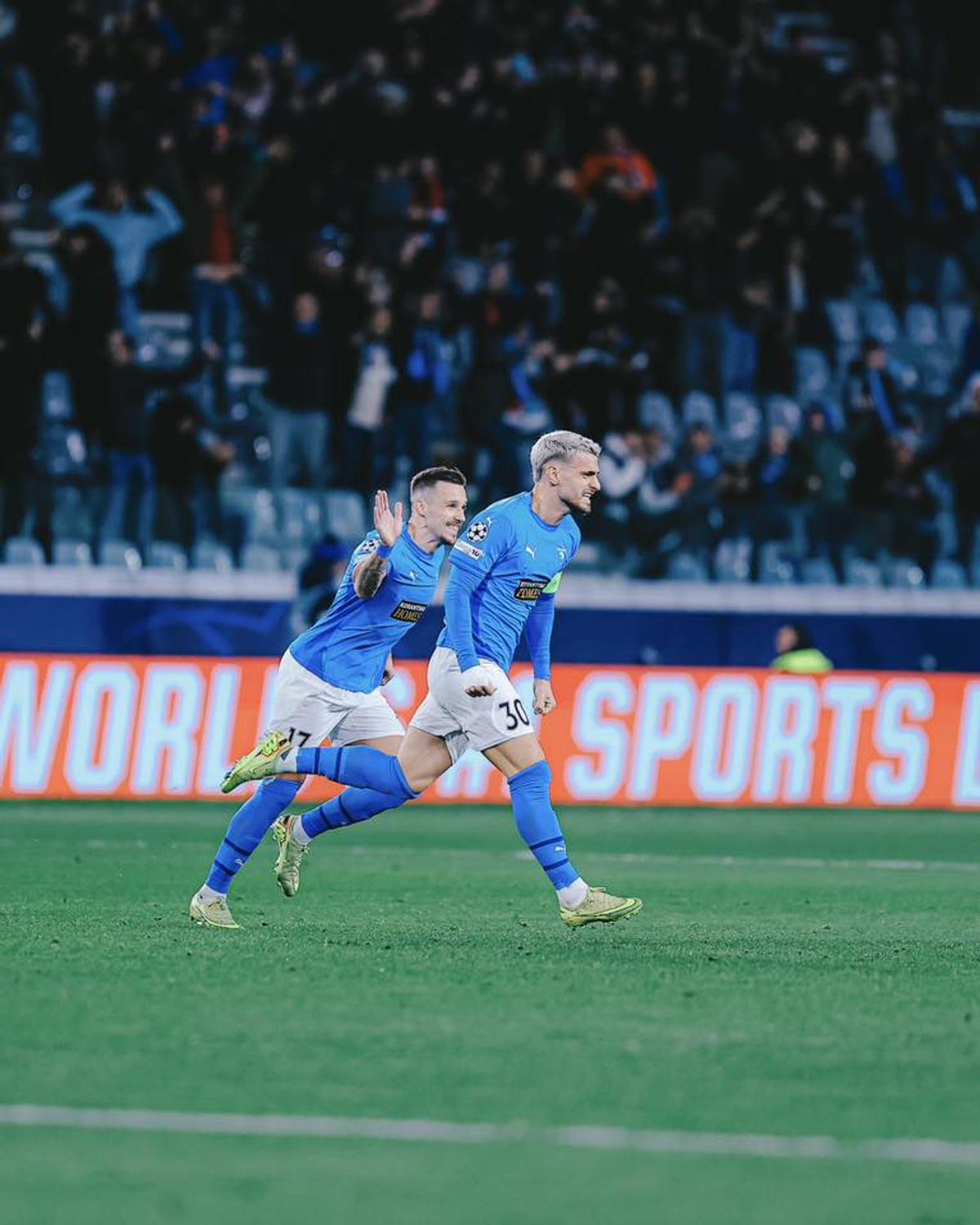 Golul serii! Vlad Dragomir a „spart gheața” în Liga Campionilor cu o „torpilă” în vinclu