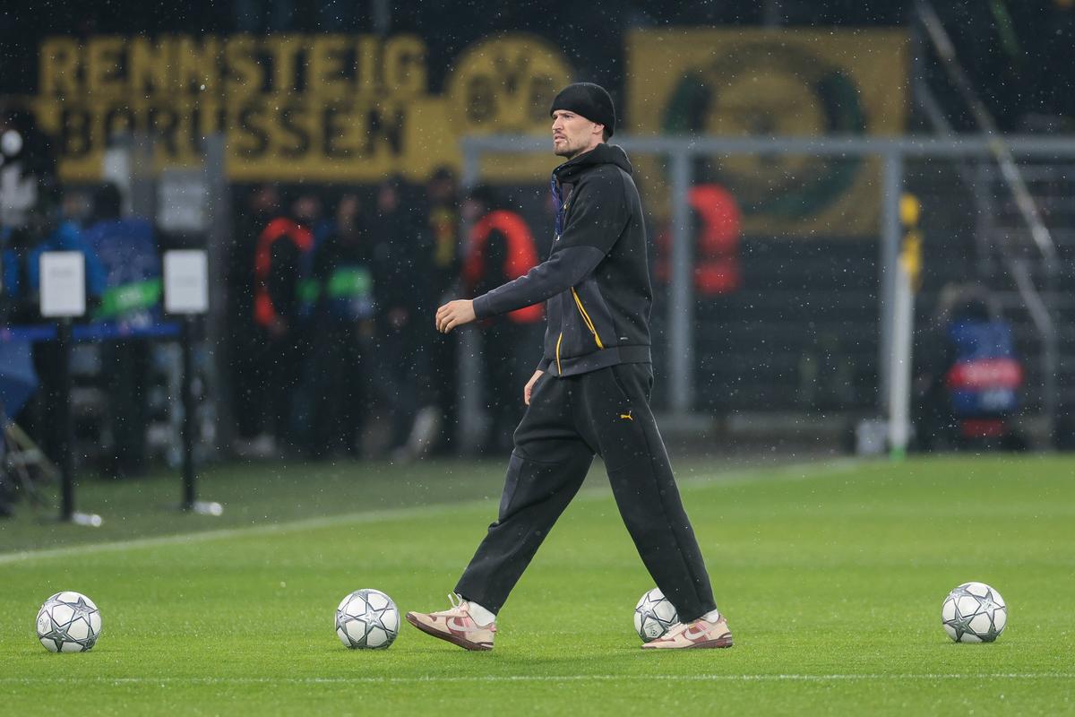 Inter Milano a spart „Zidul Galben”, dar Cristi Chivu ratează calificarea directă în „optimi”