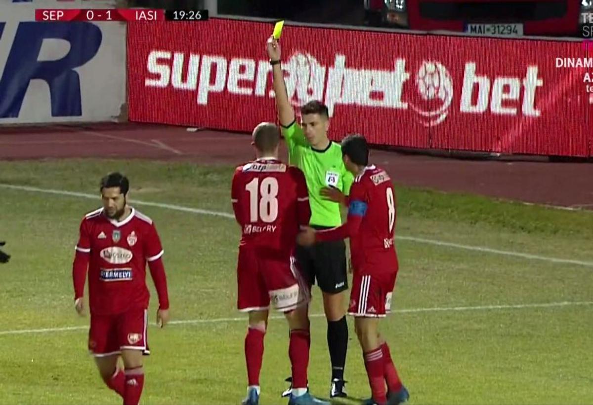 SEPSI - POLI IAȘI // FOTO Greșeli uriașe de arbitraj în primul meci din play-out