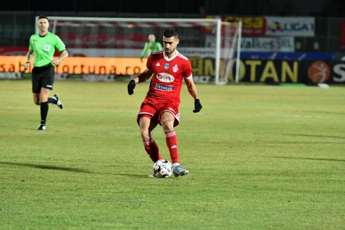 Decizie surprinzătoare în plină pandemie: clubul din Liga 1 care-și trimite jucătorii acasă