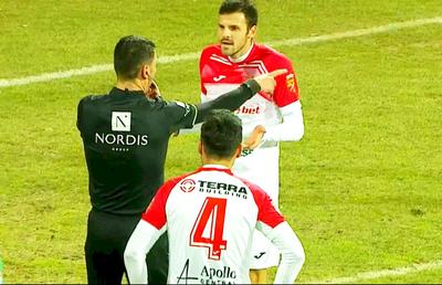 VIDEO Ce o fi văzut Bîrsan?! Penalty scandalos în Hermannstadt - Sepsi!