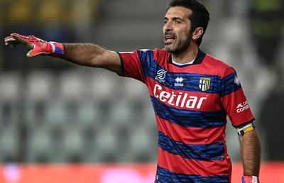 Incredibil! Gianluigi Buffon a semnat prelungirea contractului cu Parma până în 2024: „Nu m-aș mira să fiu încă în formă la 48 de ani”