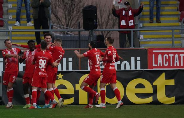 UTA a transferat un fost mijlocaș de la FCSB care e hotărât să-i ducă pe arădeni în play-off: „Anul viitor 100% acesta va fi obiectivul”