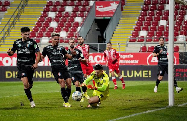 Chindia - UTA 1-0 » Daniel Florea le aduce victoria gazdelor pe final de meci