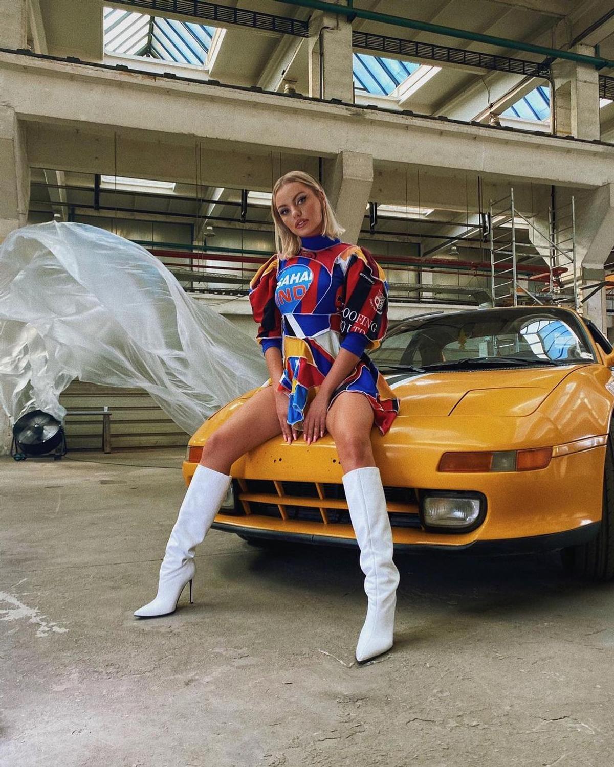 Tabloidele scriu despre o nouă idilă: „Alexandra Stan, îndrăgostită de fotbalistul mai mic decât ea cu 9 ani”