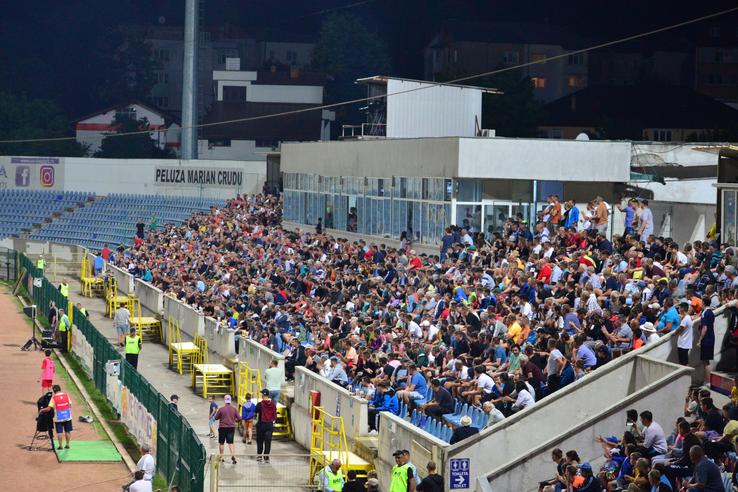 Tribunele se aglomerează doar la meciurile importante