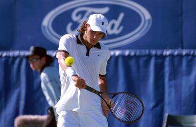 Amintirea inedită a unui fost număr 5 ATP despre Roger Federer: „Tipul ăsta e slab rău, nu știe deloc să lovească reverul!”