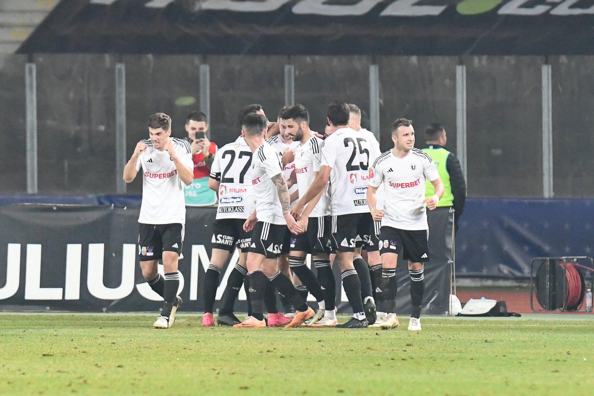 U Cluj - Farul