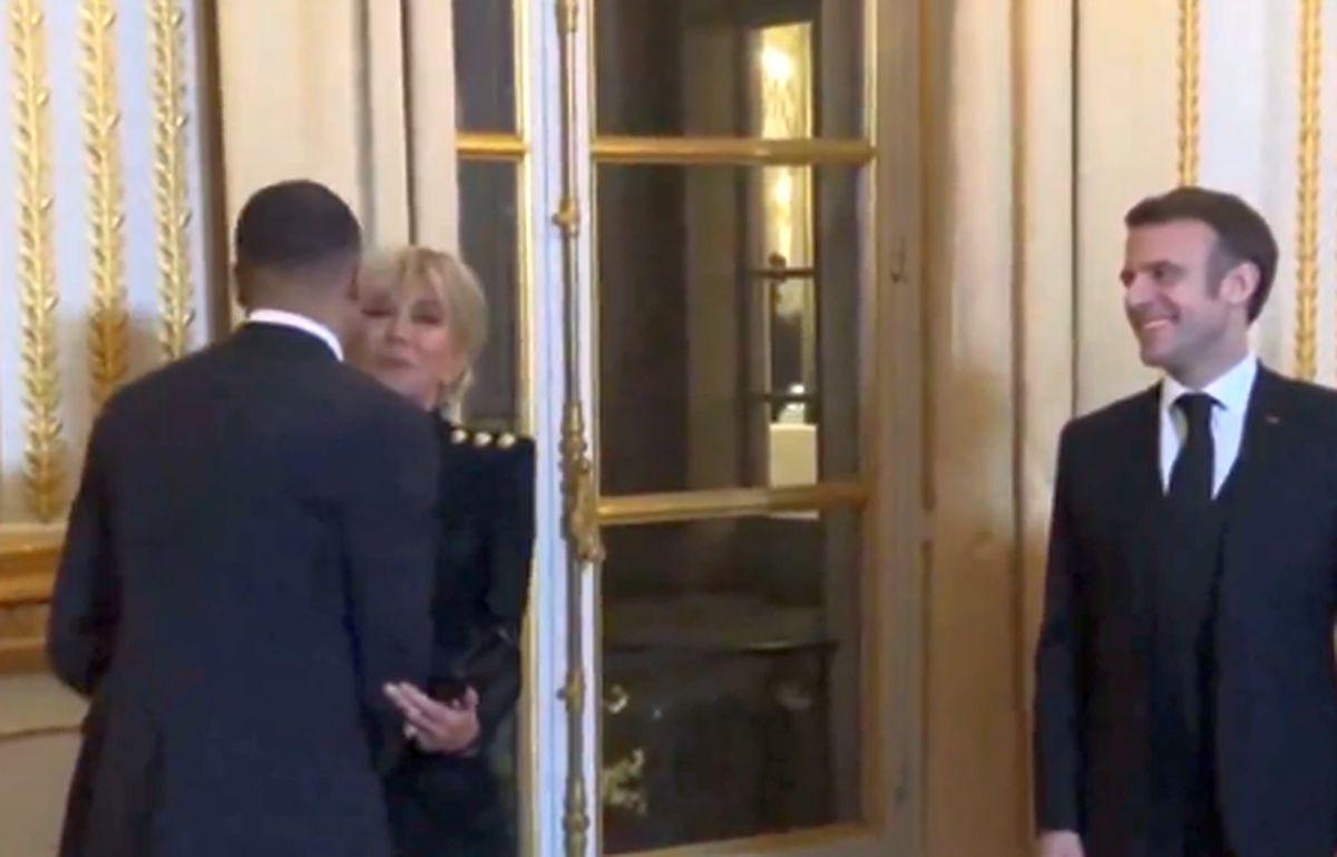 Mbappe, cină fastuoasă la Palatul Elysee » A stat la aceeași masă cu cel mai bogat om al lumii. Cu ce replică l-a întâmpinat Macron + Ce au avut în meniu