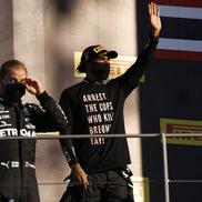 Lewis Hamilton și mesajele pe care le-a afișat de-a lungul timpului pe marile scene din Formula 1 / Sursă foto: Imago Images