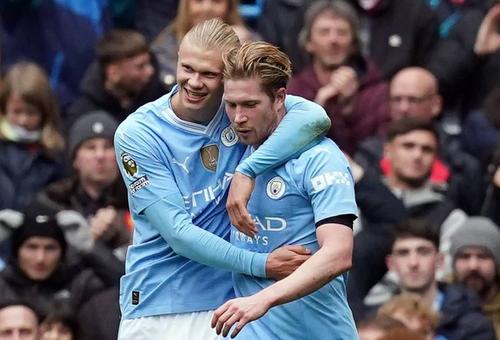 Erling Haaland și Kevin De Bruyne joacă împreună din vara lui 2022 Foto: Imago