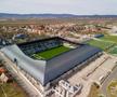 La 870 de km de București găsim un stadion unic în lume: cetate medievală, mănăstire sau arenă de fotbal?