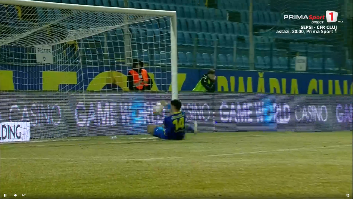 Fază hilară în Superliga » Cum a putut să-și dea autogol fostul jucător de la Rapid
