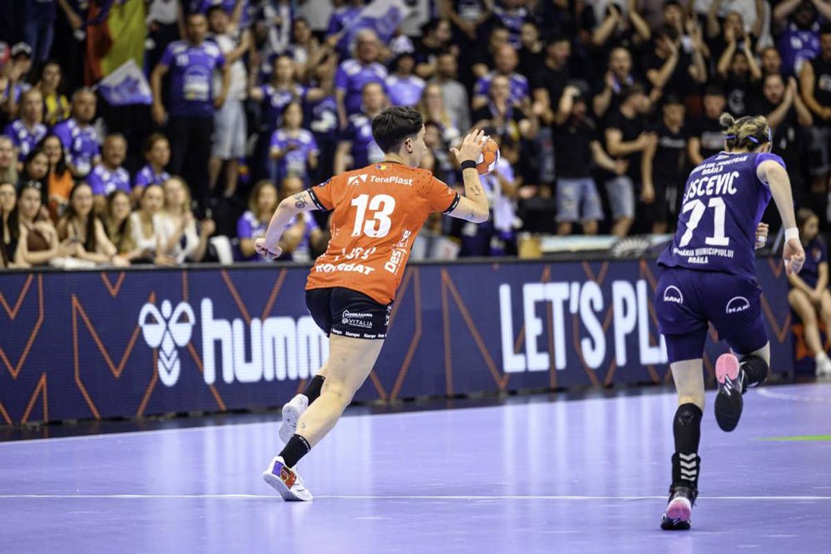 Cristina Laslo