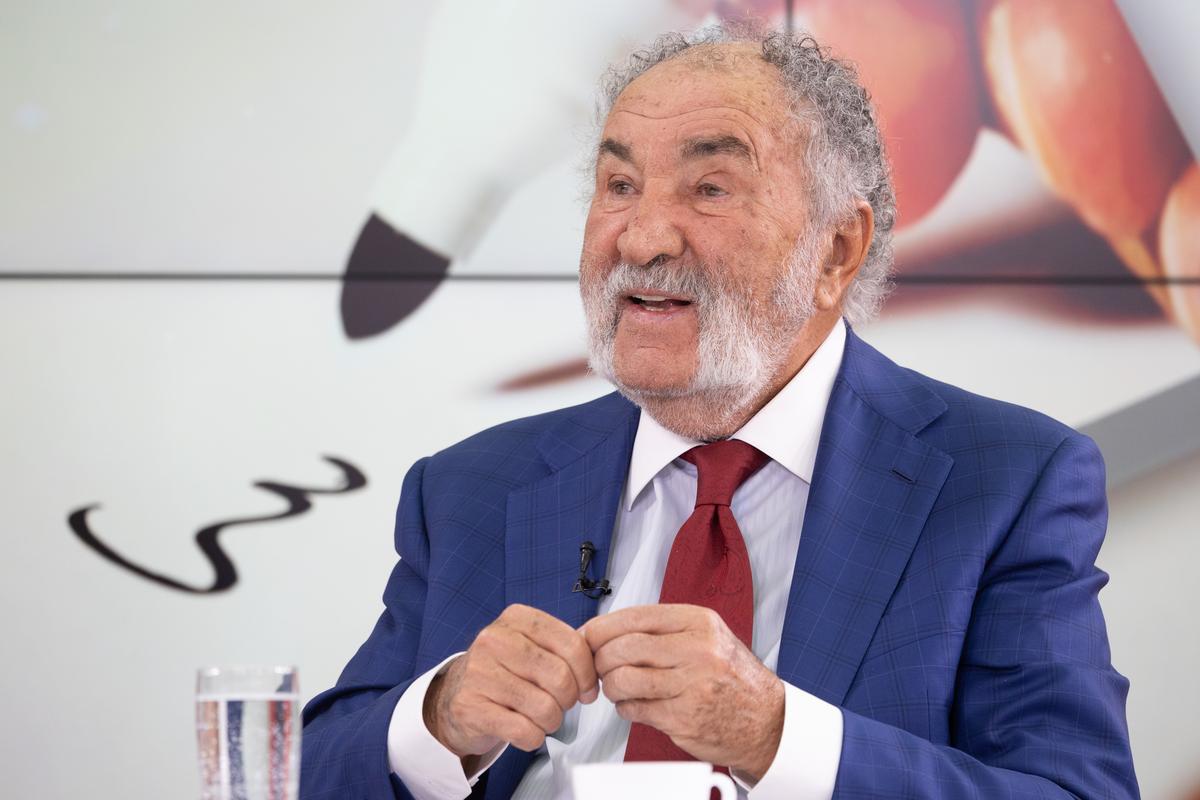 „Pentru Europa, Trump o să fie o durere de cap!” » Cadoul pe care Ion Țiriac l-a primit de la „unchiul Donald”: „Beam bere cu el și cu Năstase”