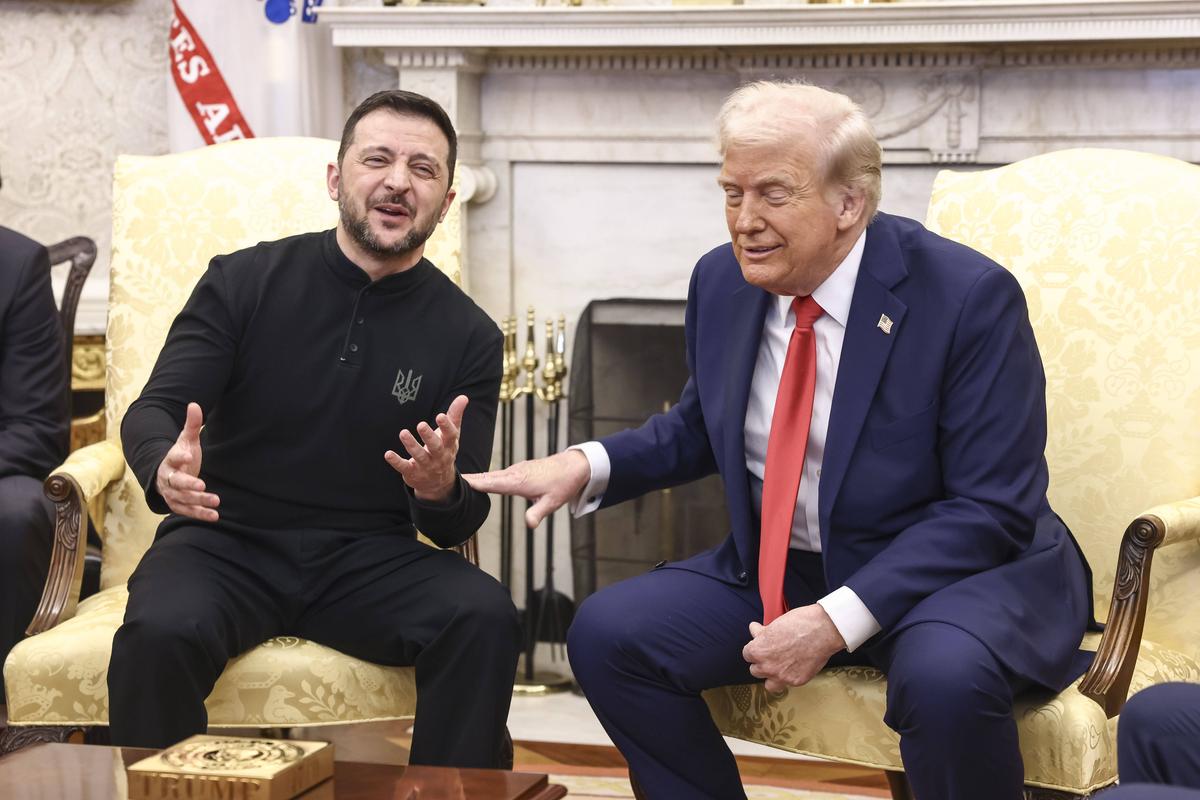 Imagini de la Casa Albă, din timpul tensionatei întâlniri Trump - Zelenski