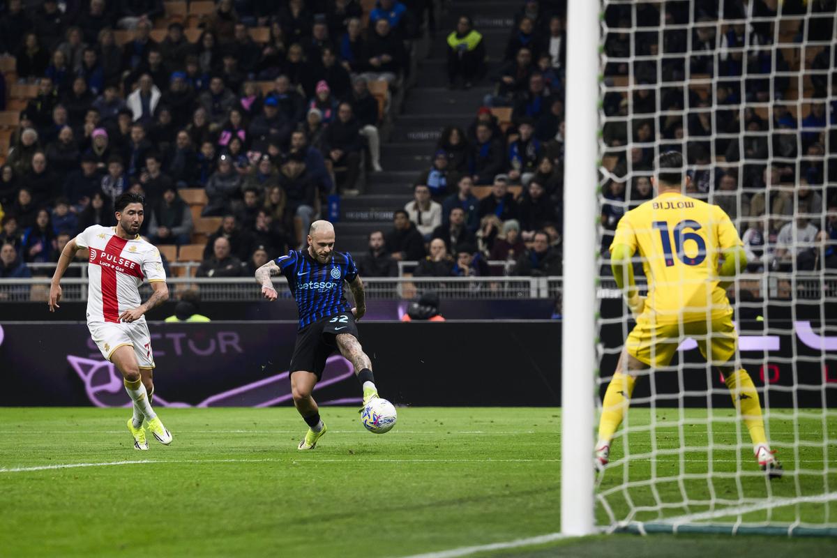 Inter pune pansamentul peste rana din Liga Campionilor cu echipa lui Dan Șucu » Succes cu Genoa și 13 puncte avans față de AC Milan