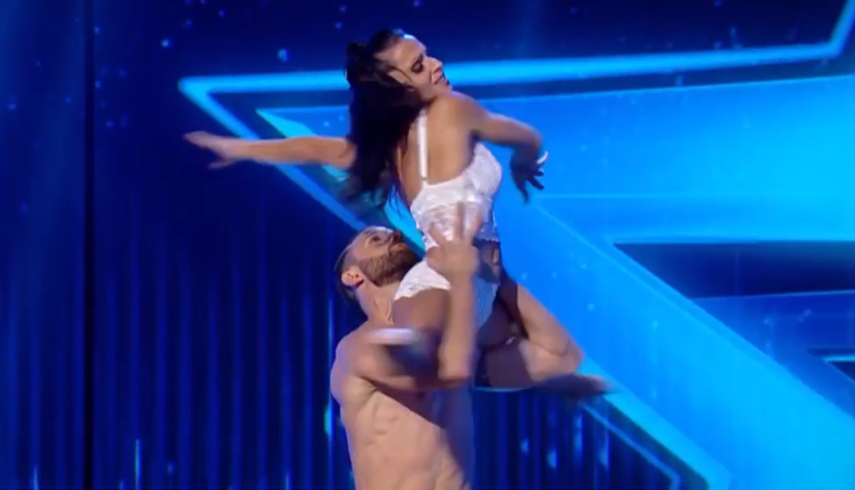 O fostă gimnastă, moment incendiar la „Românii au Talent” » A fost antrenată de Nadia Comăneci
