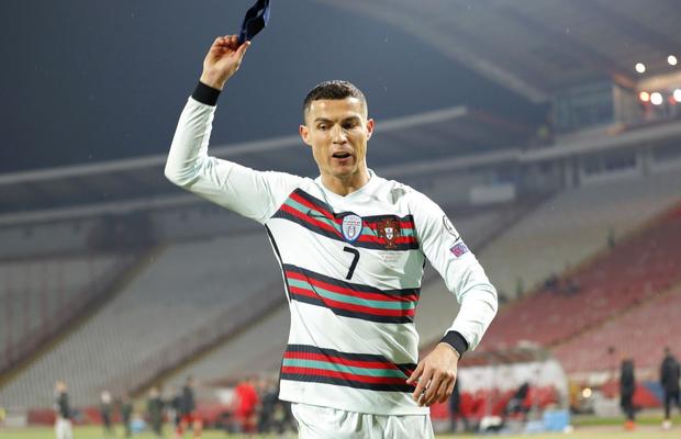 Scene uluitoare la Belgrad! Ronaldo a aruncat banderola și a ieșit de pe teren înainte de fluierul final!