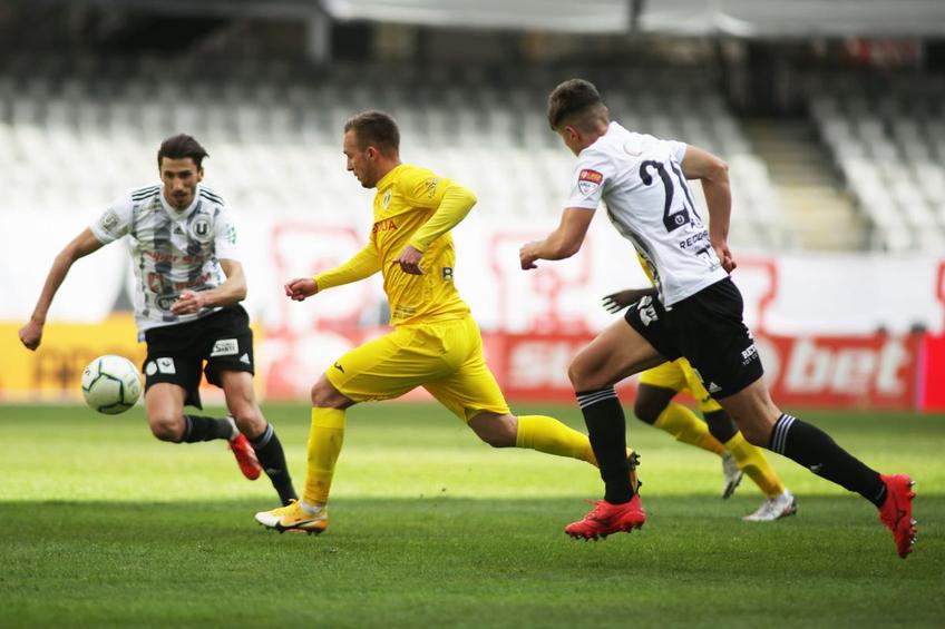 Petrolul și U Cluj au ratat play-off-ul / FOTO: facebook.com/official.fcpetrolul