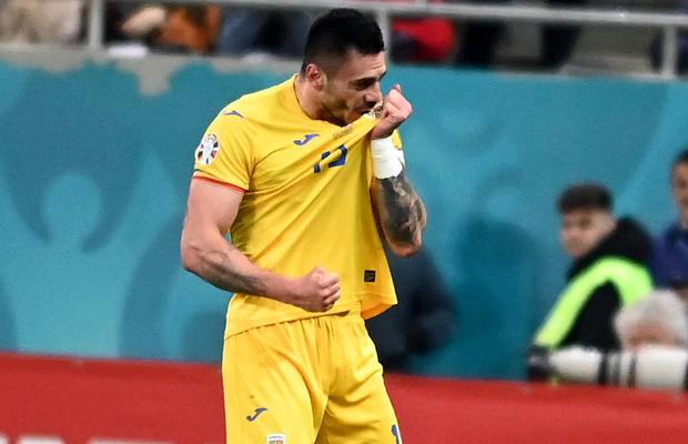 A spart gheața în tricoul naționalei și se declară de partea ultrașilor: „Sunt naționalist! Îmi place deviza celor din galerie, «Uniți sub tricolor»”