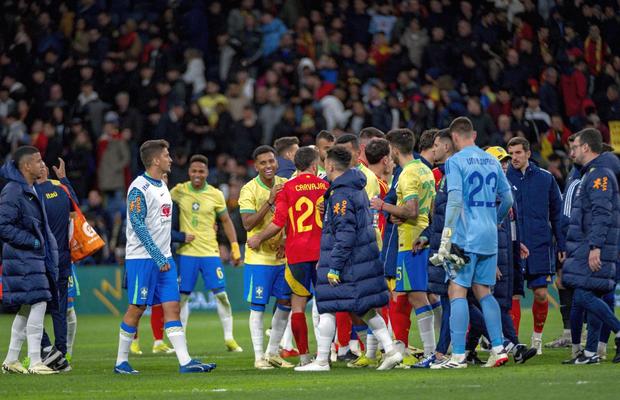Florentino Perez, cerință specială » S-a dus la vestiar și i-a luat tricoul, după Spania - Brazilia