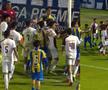 Bătaie cruntă la un meci de fotbal din Mexic! Reboceros de la Piedad - Petroleros Salamanca, suspendat!