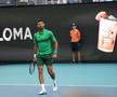 Novak Djokovic, victorie în două seturi cu Sebastian Korda