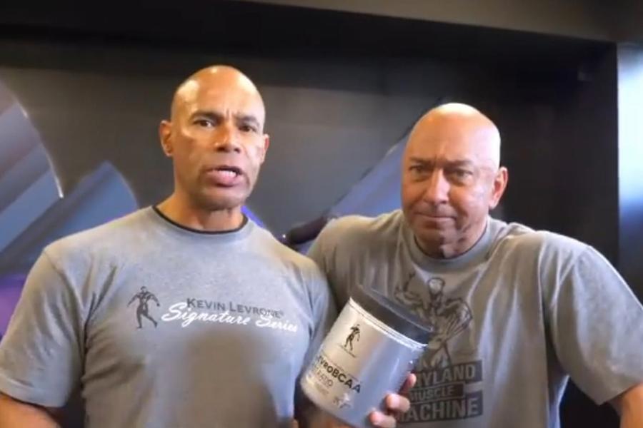 Alături de Kevin Levron 5 sfaturi pentru dezvoltarea masei musculare de la o legendă a culturismului românesc: „Alimentația contează 80%” + Care e cea mai bună sursă de proteine