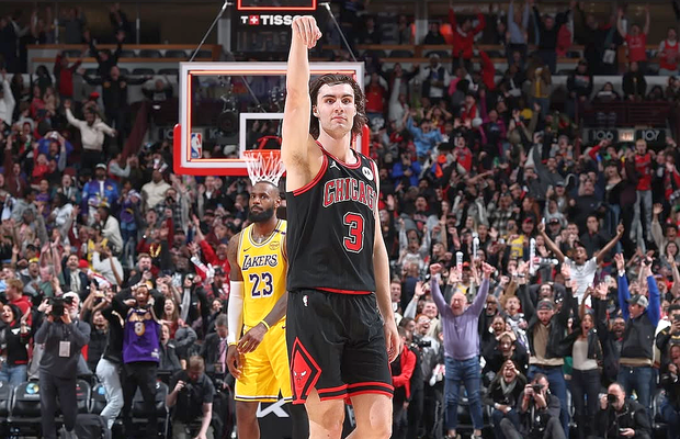 Nebunie în NBA! Cu 12,6 secunde rămase, Chicago Bulls era condusă cu 115-110 de Lakers: incredibil cât s-a terminat » LeBron James: „Eu sunt vinovat”