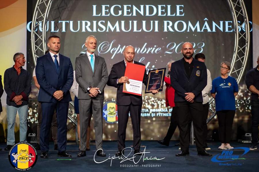 Răzvan Ariton e unul dintre cei mai importanți culturiști din România 5 sfaturi pentru dezvoltarea masei musculare de la o legendă a culturismului românesc: „Alimentația contează 80%” + Care e cea mai bună sursă de proteine