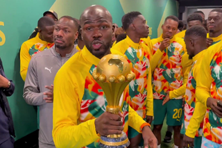 Senegal a adus trofeul Cupei Africii în Europa: paradă în fața a 70.000 spectatori