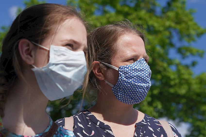 Din 15 mai, toată lumea din România va purta măști de protecție // FOTO: Guliver/GettyImages