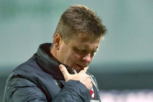 Dusan Uhrin jr, antrenorul lui Dinamo, are mari bătăi de cap