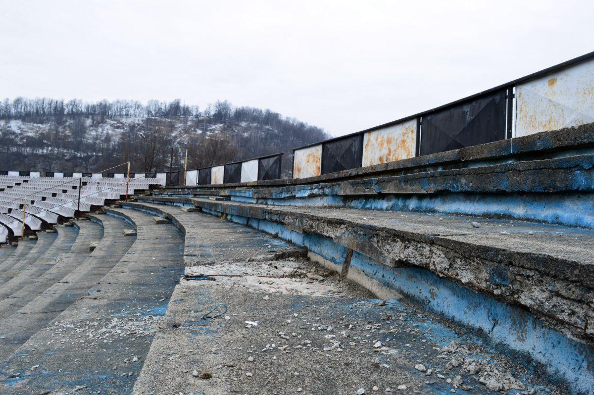 STADION JIUL PETROȘANI