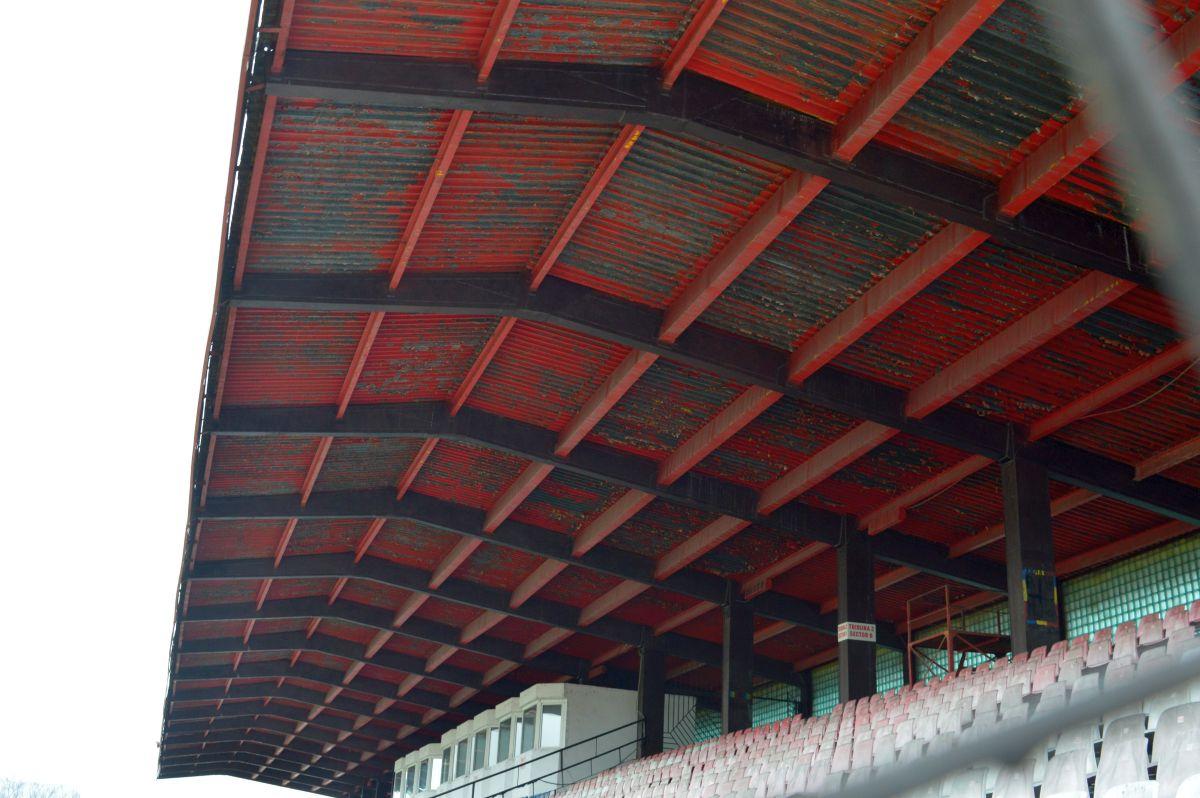STADION JIUL PETROȘANI