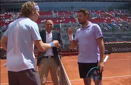 Rusul Andrey Rublev (6 ATP) l-a învins pe elvețianul Stan Wawrinka (84 ATP), scor 7-5, 6-4, și s-a calificat în turul trei al turneului de la Madrid.