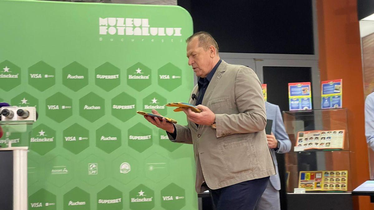 Mănuși Helmut Duckadam