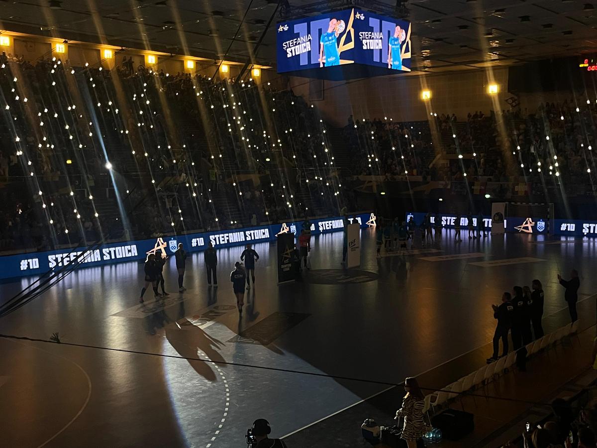 Dezastru pentru CSM București! Învinsă clar de Metz, după un ultim sfert de oră haotic » E nevoie de un miracol pentru calificarea în Final Four-ul Ligii Campionilor