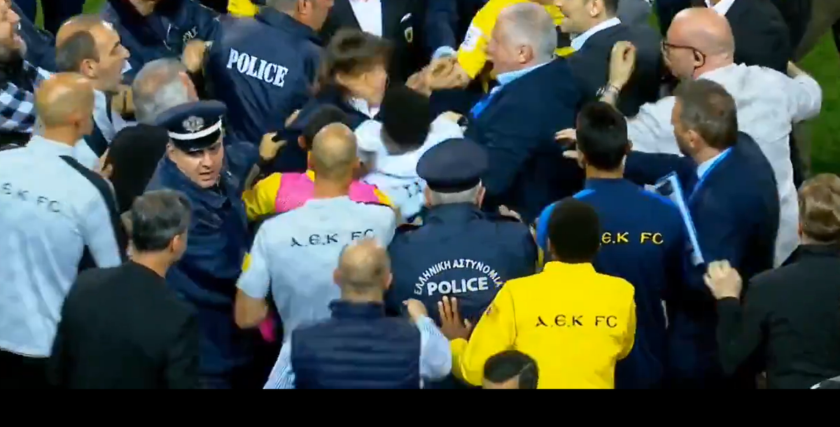 A fost nevoie de intervenția poliției în PAOK - AEK Atena
