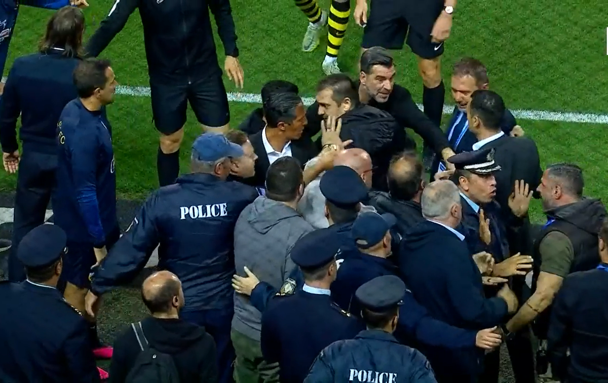 A fost nevoie de intervenția poliției în PAOK - AEK Atena