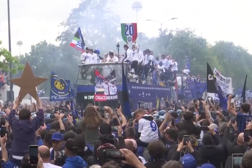 Inter Milan a sărbătorit alături de suporteri cucerirea titlului cu numărul #20 din istoria clubului.