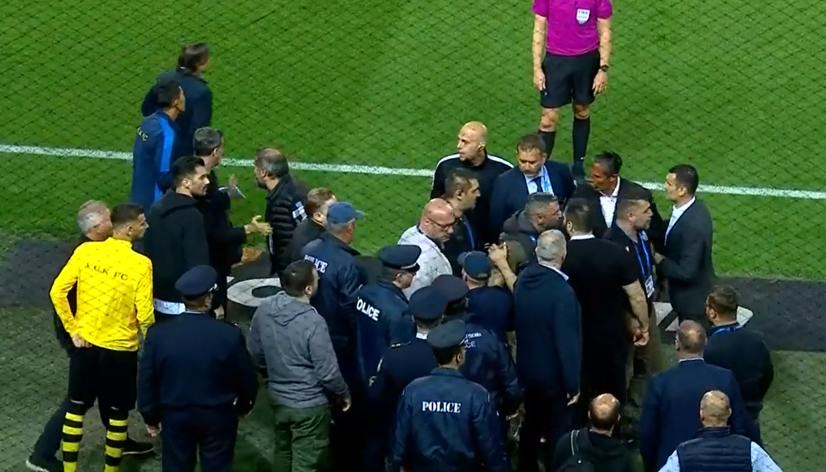 A fost nevoie de intervenția poliției în PAOK - AEK Atena