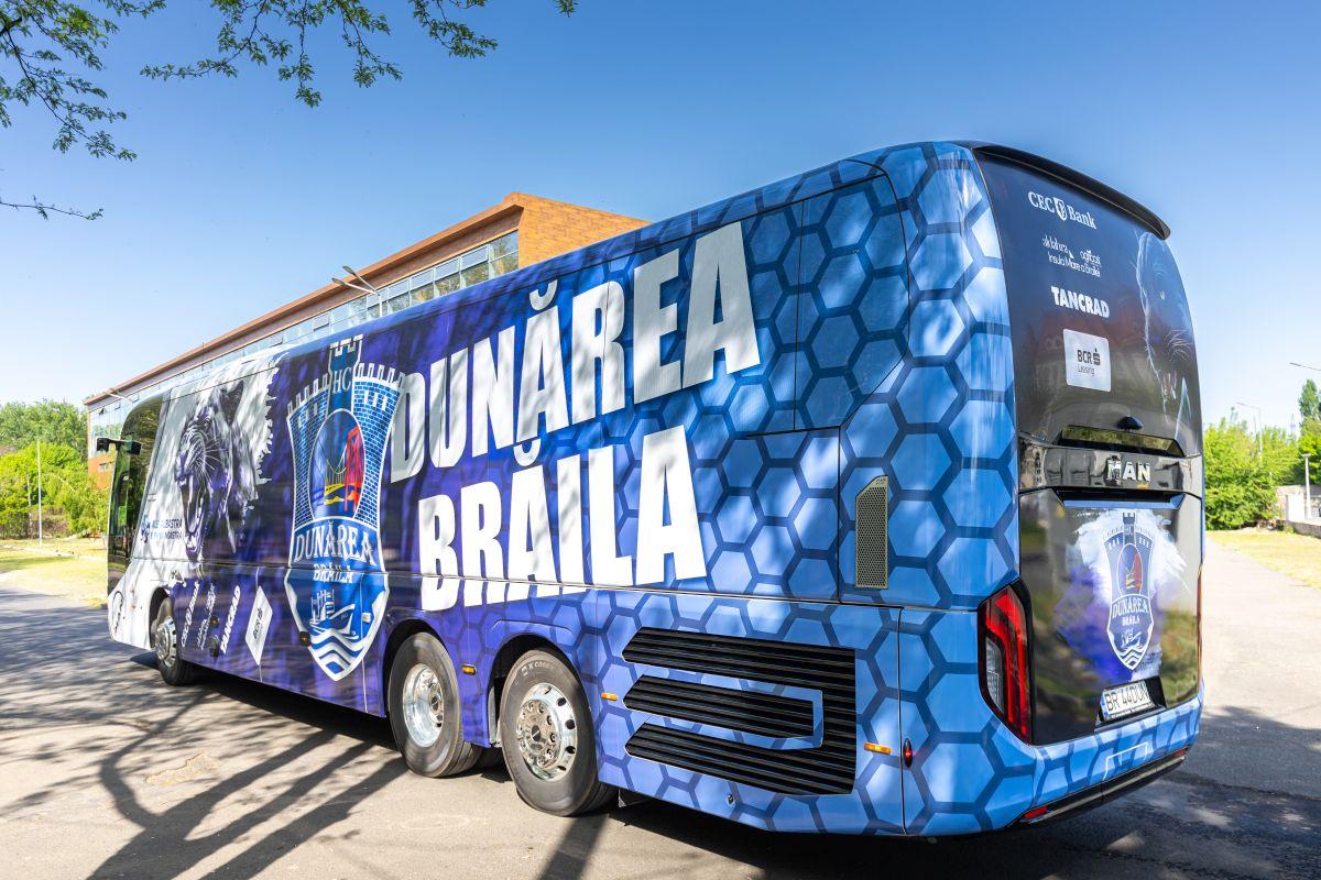 Noul autocar al celor de la Dunărea Brăilă